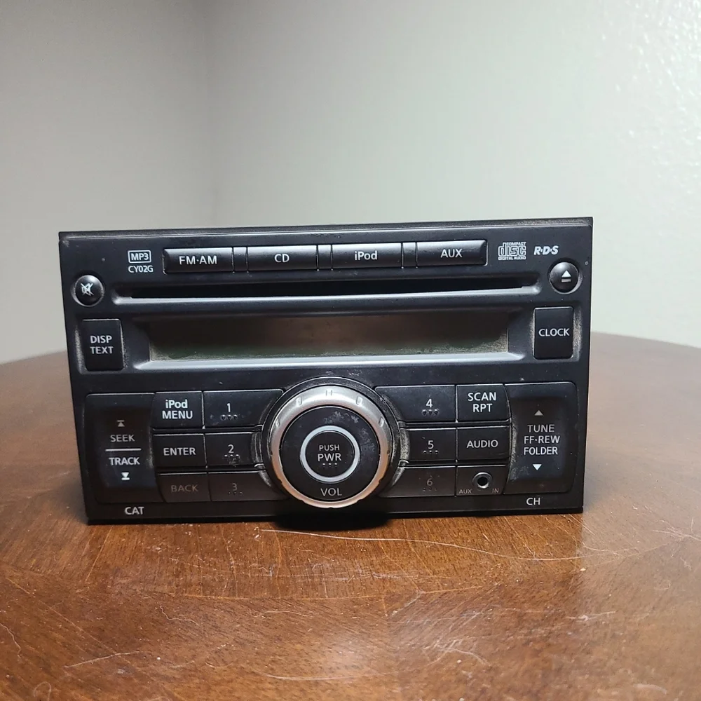 Nissan Versa Xterra Cube Radio CD Player 28185 1FCOD - Picture 1 of 3